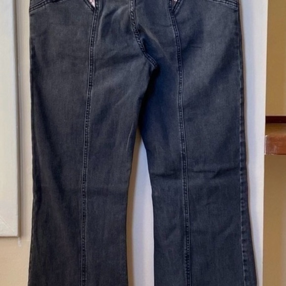 New Free People Firecracker Flare Jeans Patch in Black Python Star - Picture 4 of 6